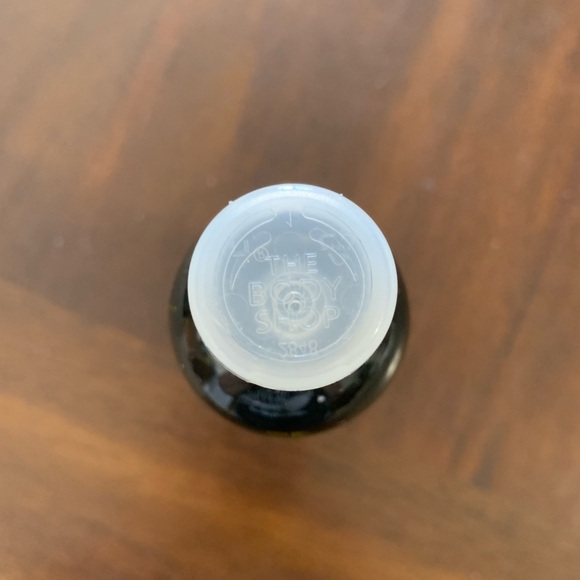 The Body Shop Rainforest Radiance Shampoo - Picture 5 of 6